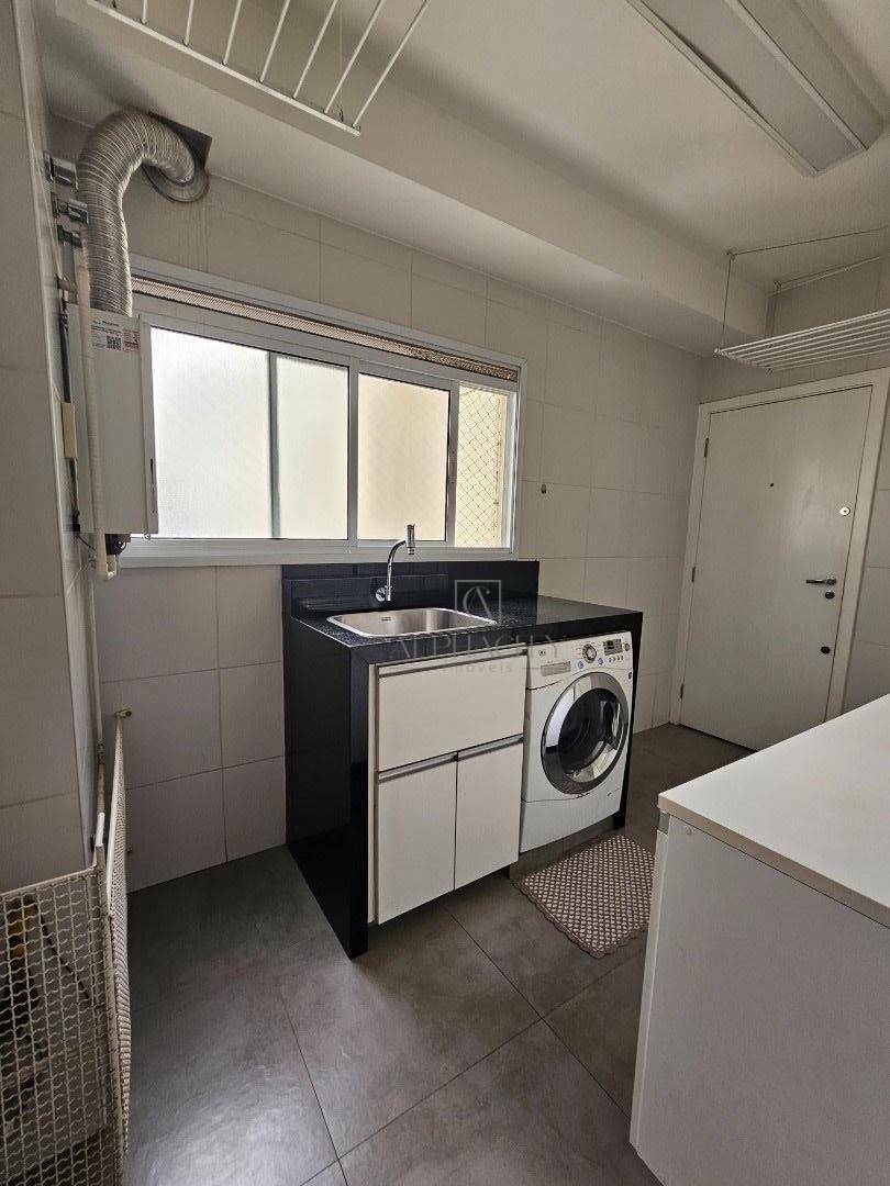 Apartamento à venda com 3 quartos, 212m² - Foto 20