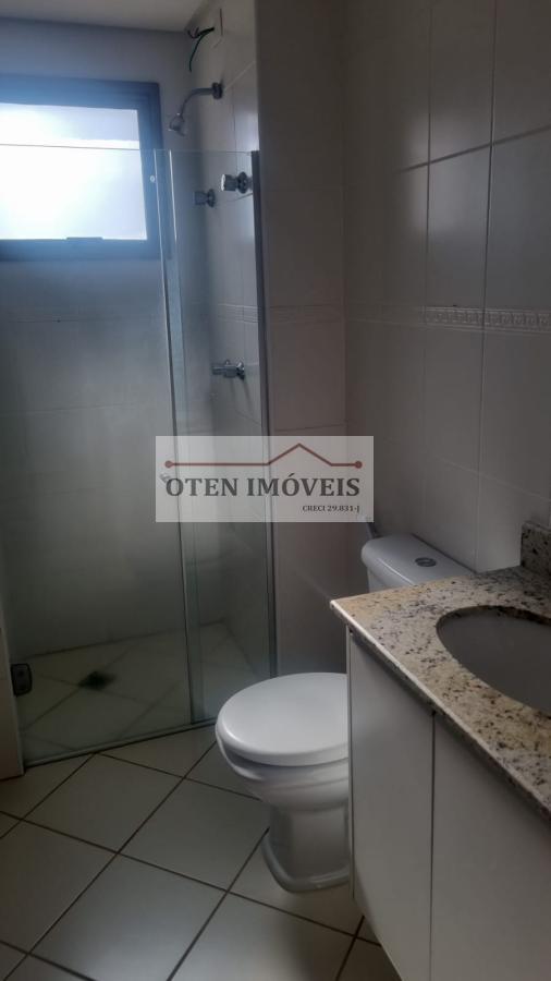 Apartamento para alugar com 4 quartos, 220m² - Foto 8