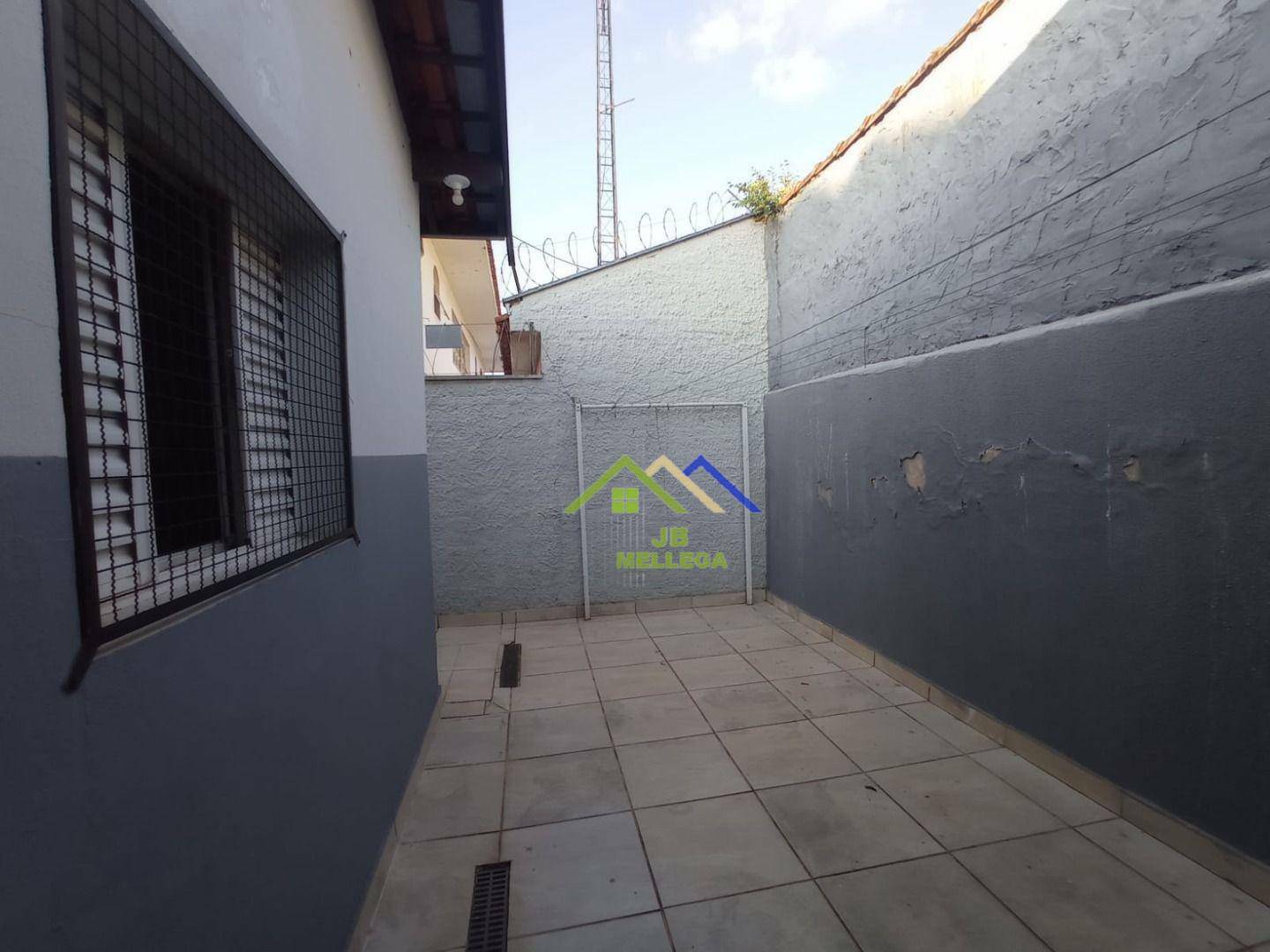 Casa à venda com 3 quartos, 137m² - Foto 5