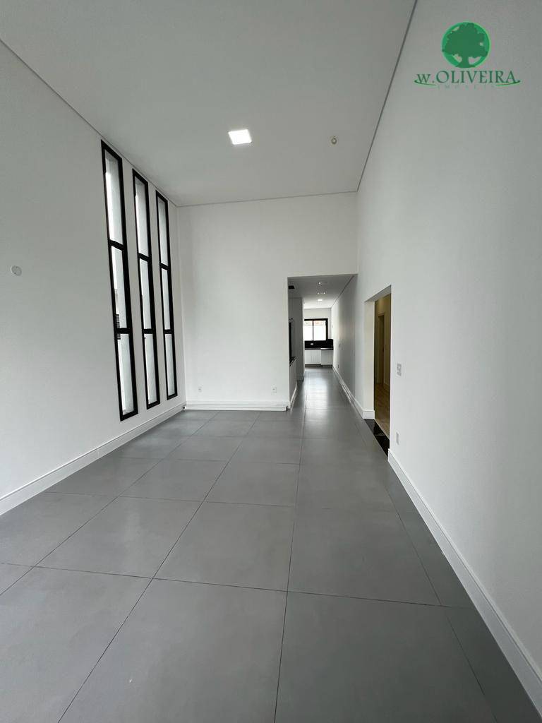 Casa de Condomínio à venda com 3 quartos, 168m² - Foto 4