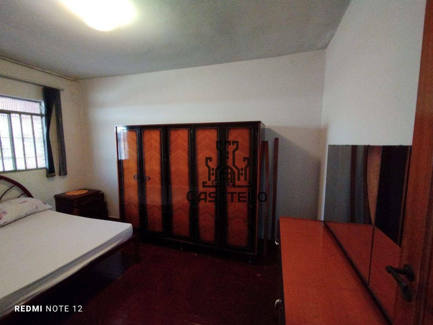 Casa à venda com 4 quartos, 240m² - Foto 13