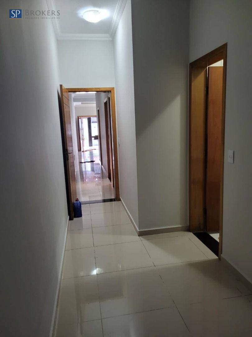 Casa à venda com 4 quartos, 181m² - Foto 10