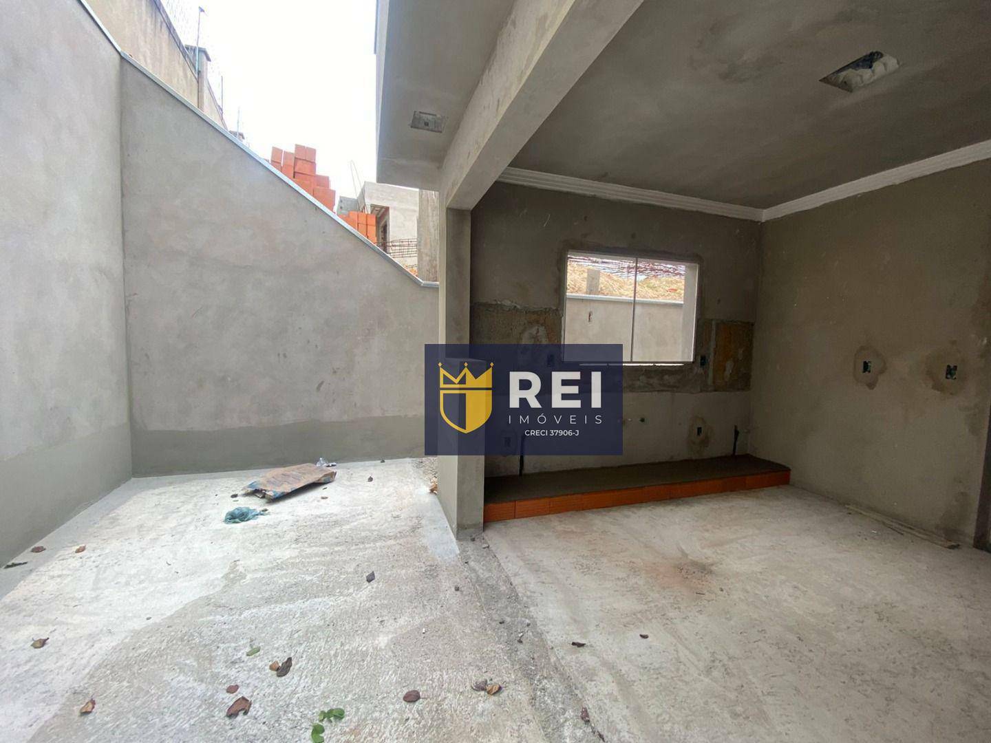 Casa à venda com 3 quartos, 142m² - Foto 11