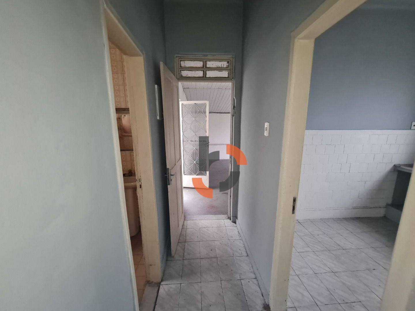 Casa à venda e aluguel com 2 quartos, 98m² - Foto 25