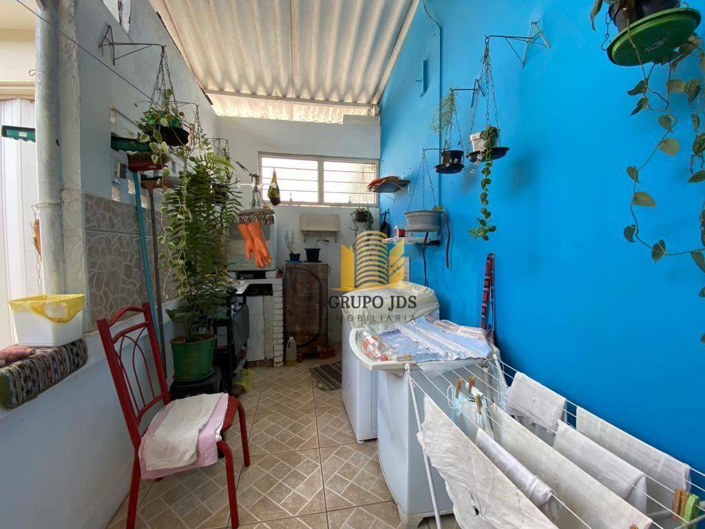 Casa à venda com 2 quartos, 120m² - Foto 10