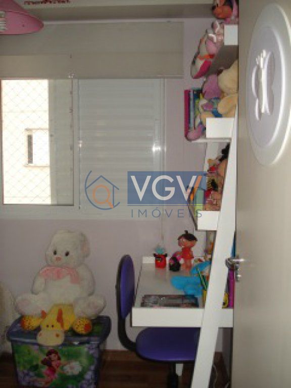 Apartamento à venda com 3 quartos, 60m² - Foto 4