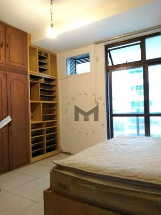 Apartamento à venda com 4 quartos, 182m² - Foto 9