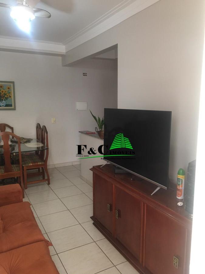 Apartamento à venda com 2 quartos, 80m² - Foto 3
