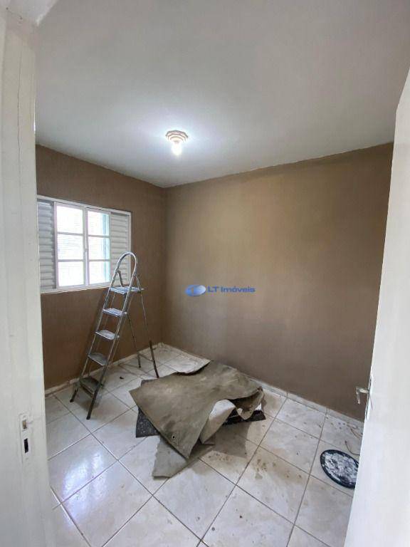 Casa, 2 quartos, 80 m² - Foto 2