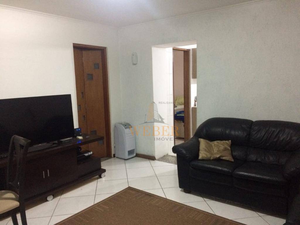 Casa à venda com 2 quartos, 99m² - Foto 1