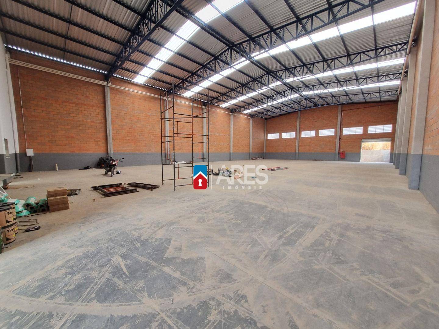 Depósito-Galpão, 898 m² - Foto 2