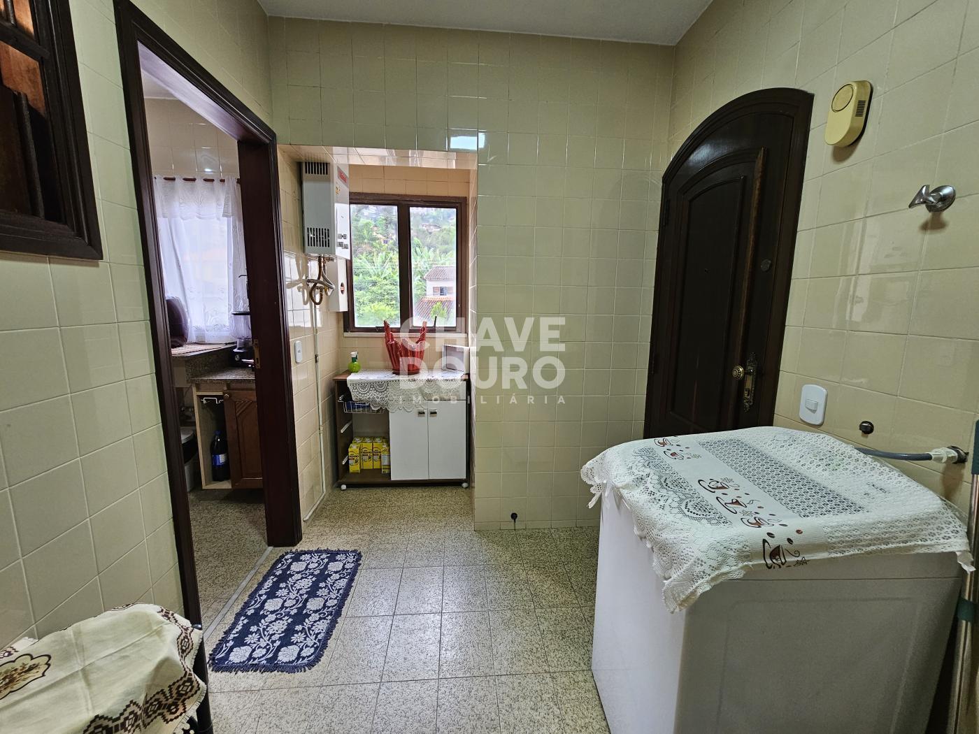 Apartamento à venda com 4 quartos, 257m² - Foto 27