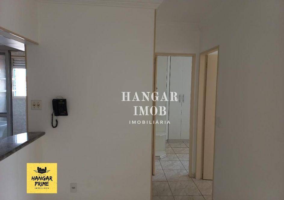 Apartamento à venda com 2 quartos, 52m² - Foto 11