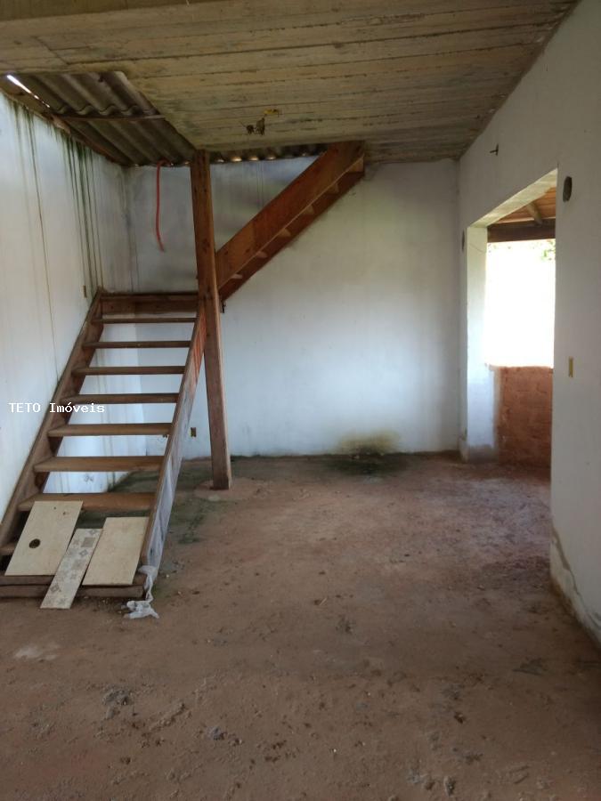 Casa à venda com 2 quartos, 1600m² - Foto 26