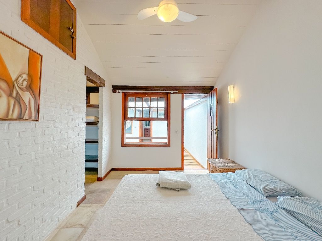 Casa de Condomínio à venda com 4 quartos, 180m² - Foto 42