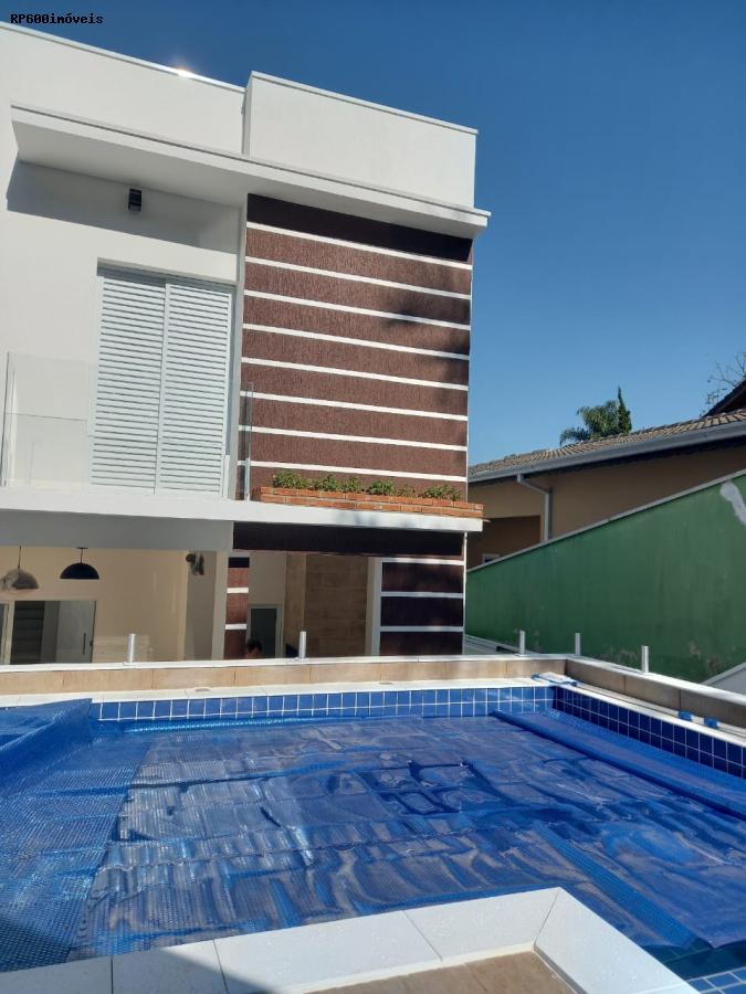 Casa à venda com 3 quartos, 300m² - Foto 35