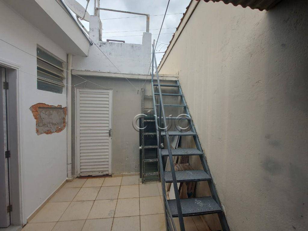 Casa à venda com 2 quartos, 85m² - Foto 3