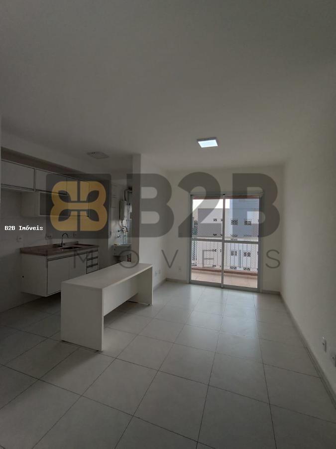 Apartamento à venda com 3 quartos, 77m² - Foto 3