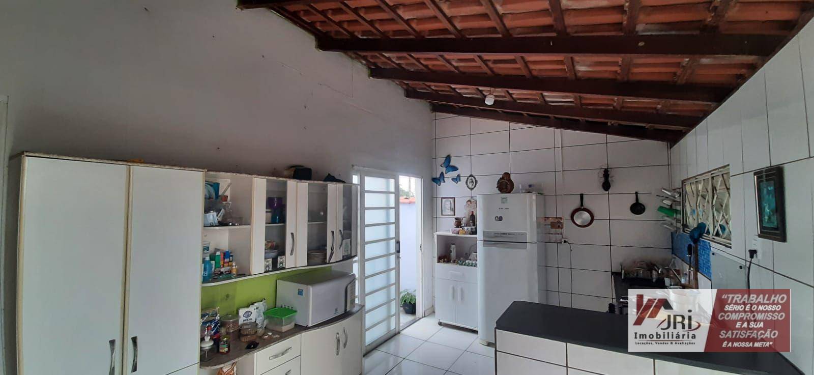 Casa à venda com 3 quartos, 250M2 - Foto 13