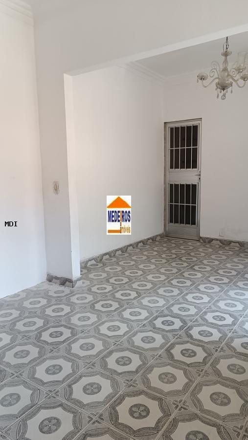 Casa à venda com 2 quartos, 80m² - Foto 16