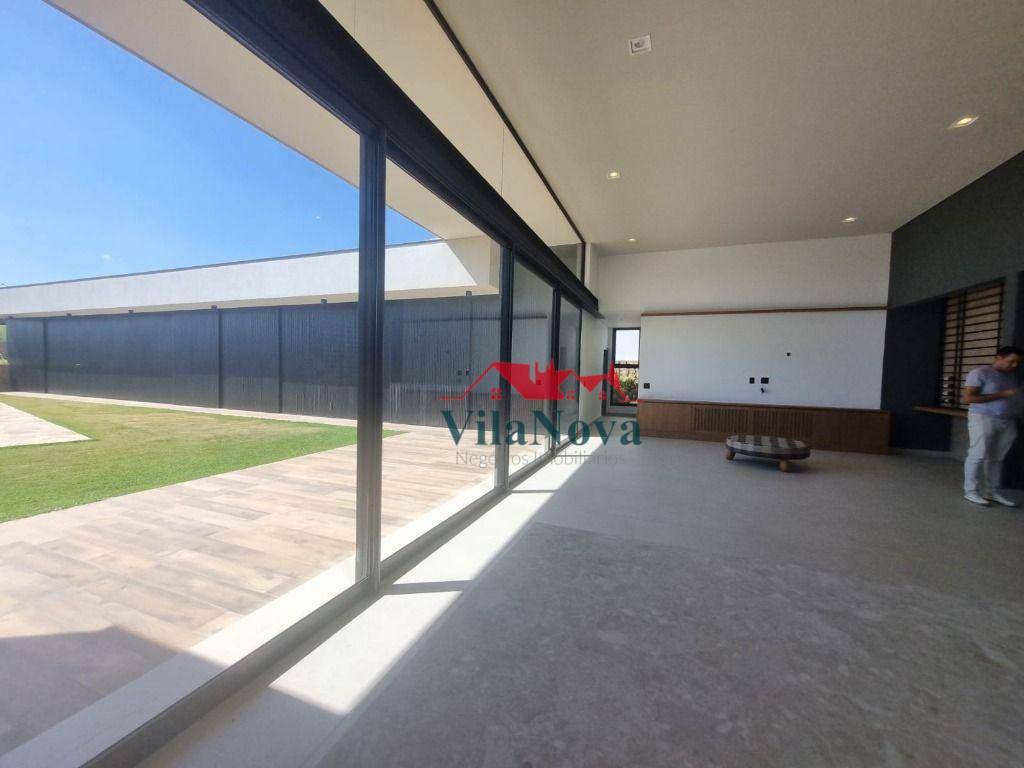 Casa de Condomínio à venda com 4 quartos, 374m² - Foto 4