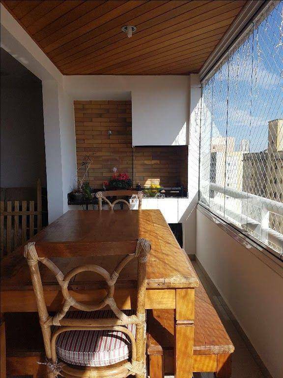 Apartamento à venda com 3 quartos, 114m² - Foto 1