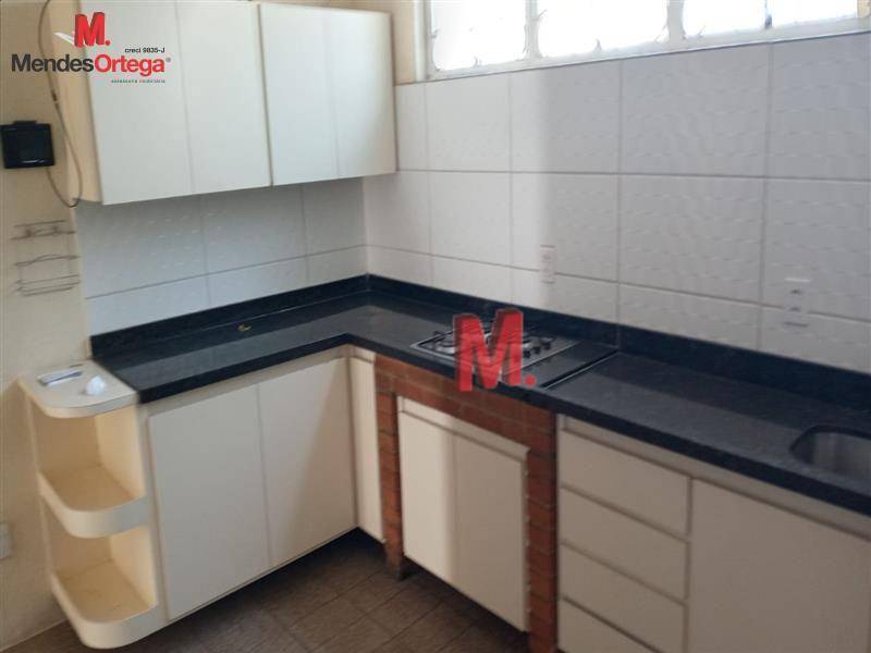 Casa à venda com 3 quartos, 226m² - Foto 12