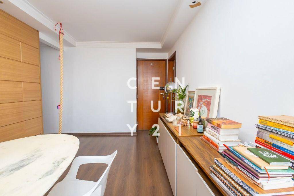 Apartamento à venda com 2 quartos, 79m² - Foto 2