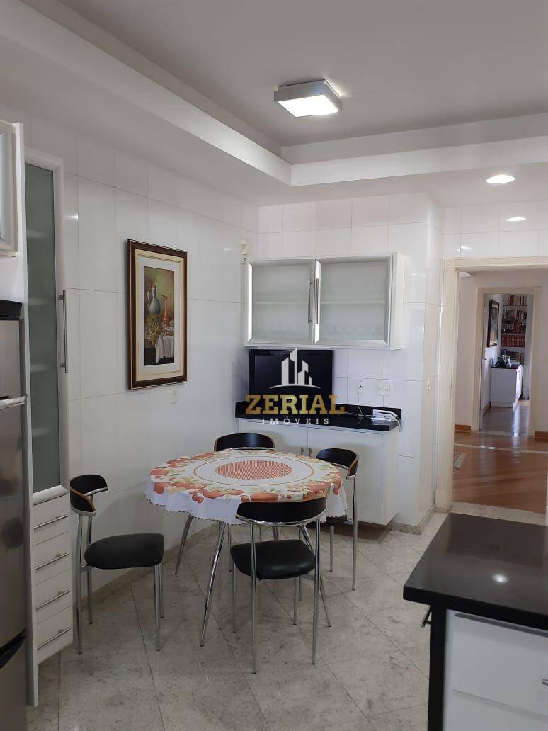 Apartamento à venda com 4 quartos, 220m² - Foto 8