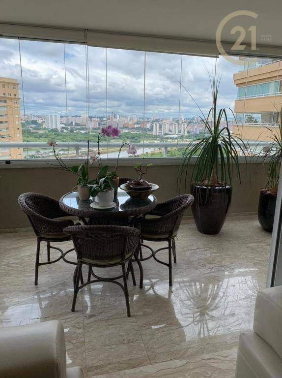 Apartamento à venda com 4 quartos, 317m² - Foto 4