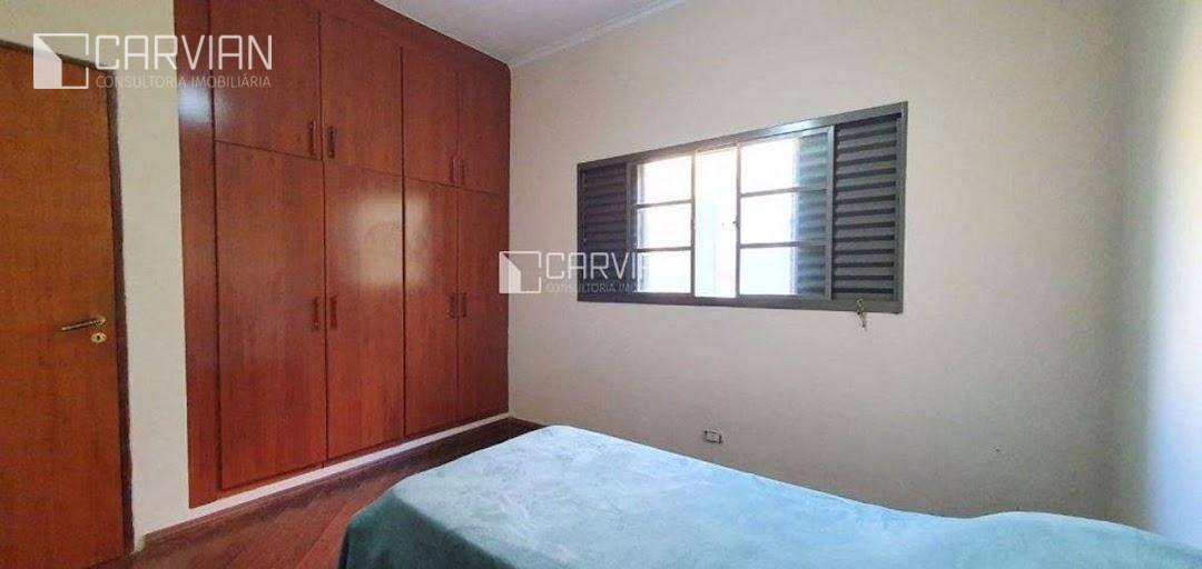 Casa à venda com 3 quartos, 180m² - Foto 8