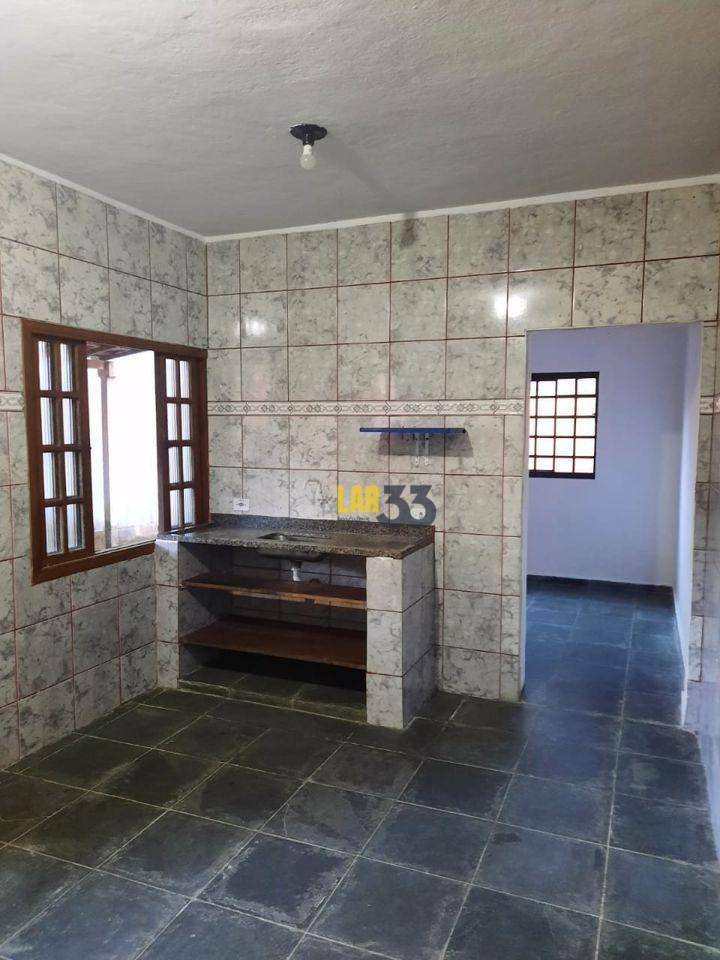 Sobrado à venda com 4 quartos, 236m² - Foto 3