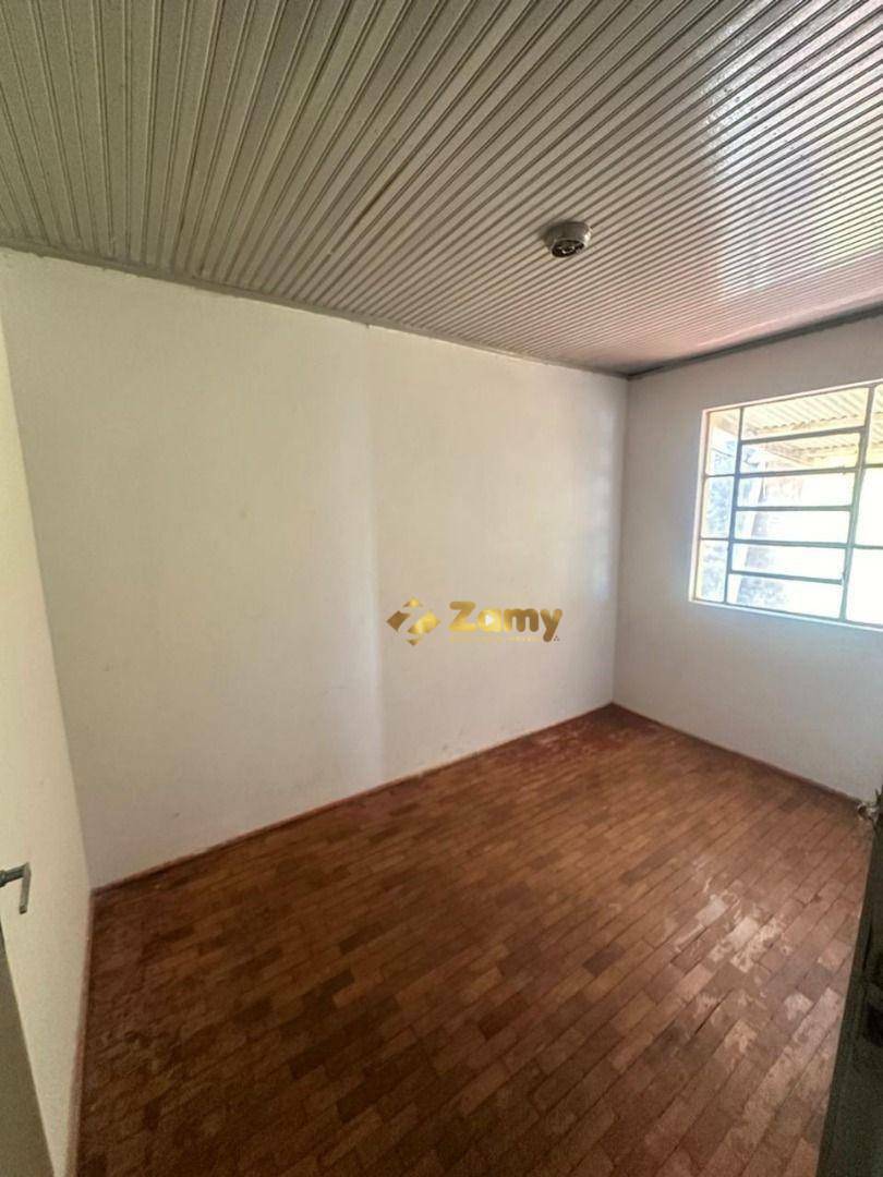 Casa à venda com 3 quartos, 65m² - Foto 2