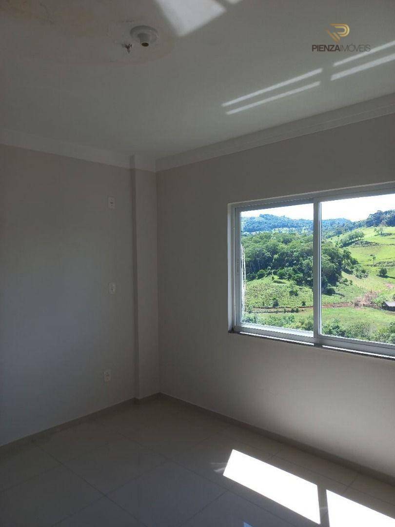 Apartamento à venda com 2 quartos, 118m² - Foto 4