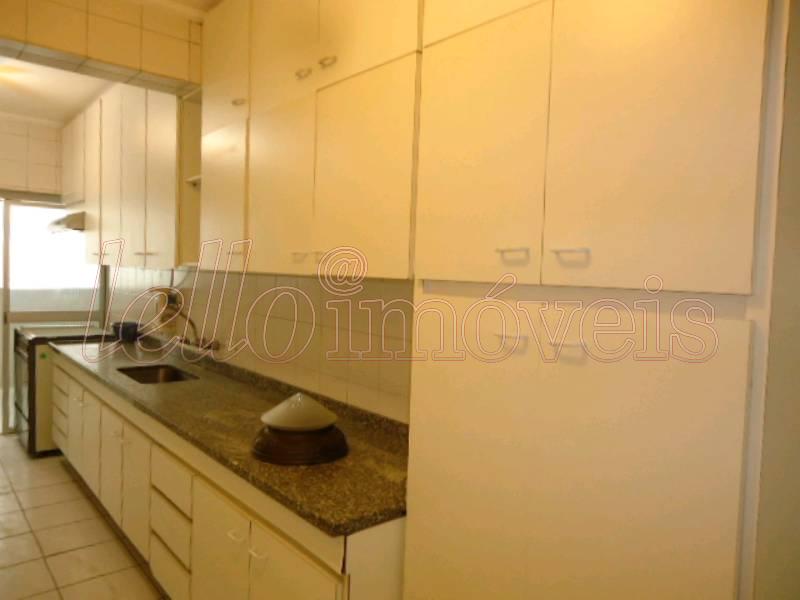 Apartamento para alugar com 3 quartos, 100m² - Foto 13