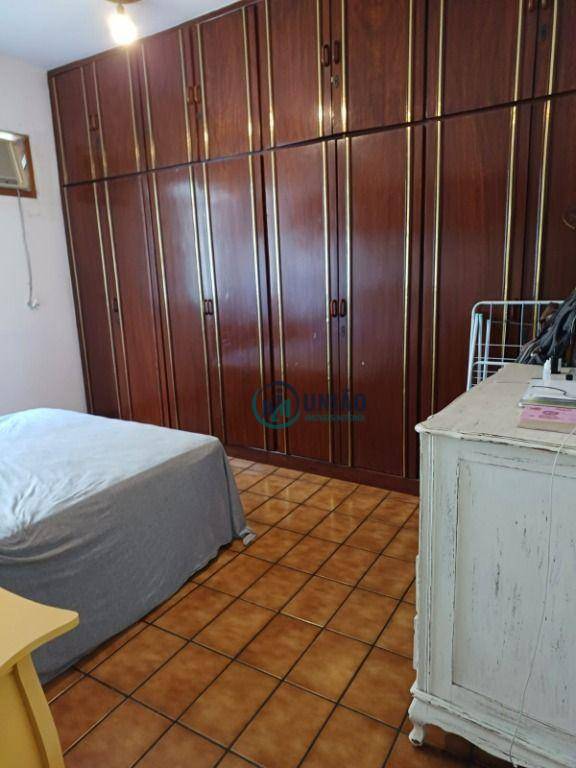 Apartamento à venda com 3 quartos, 83m² - Foto 11