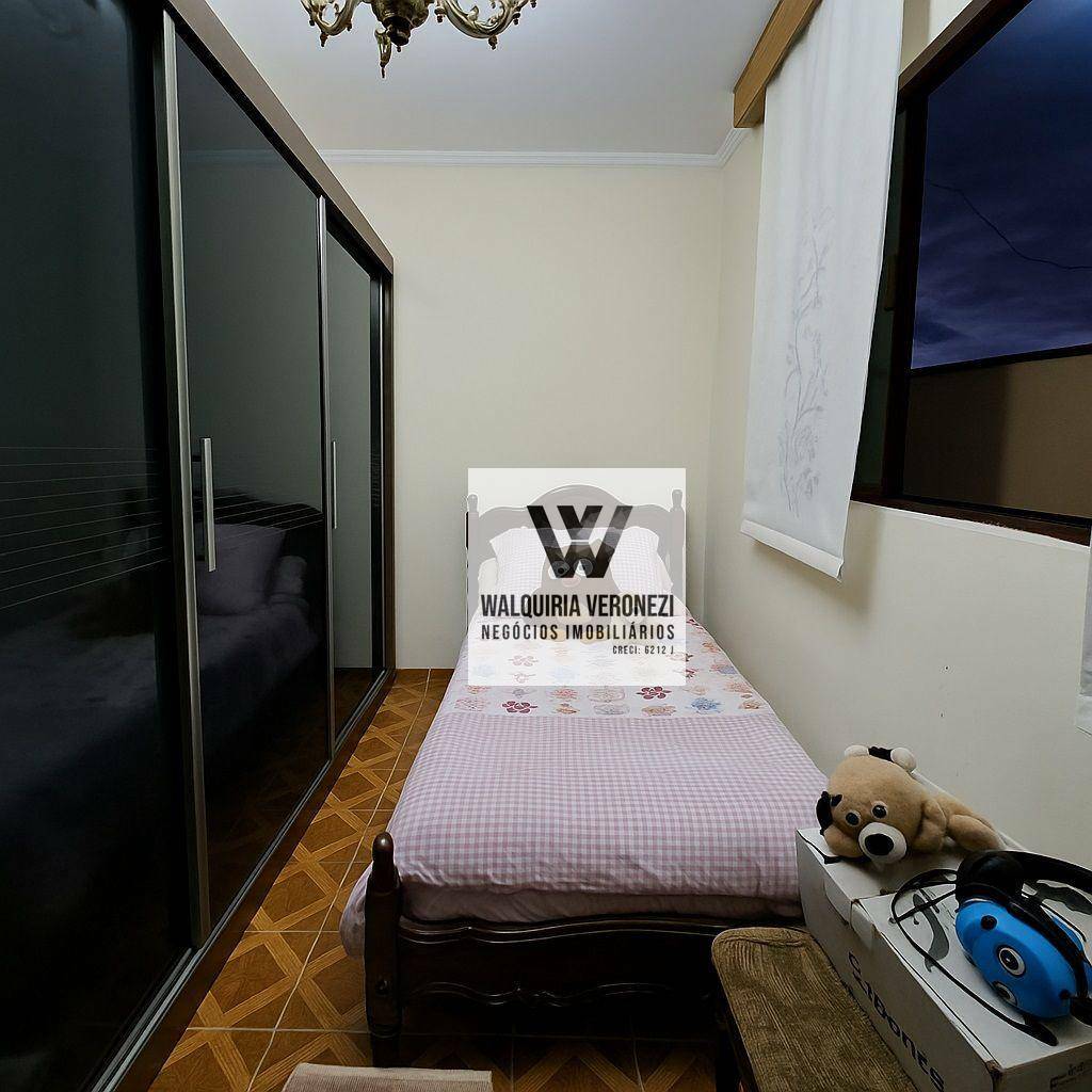Casa à venda com 3 quartos, 361m² - Foto 5