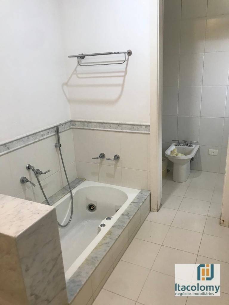 Casa de Condomínio à venda com 4 quartos, 460m² - Foto 15