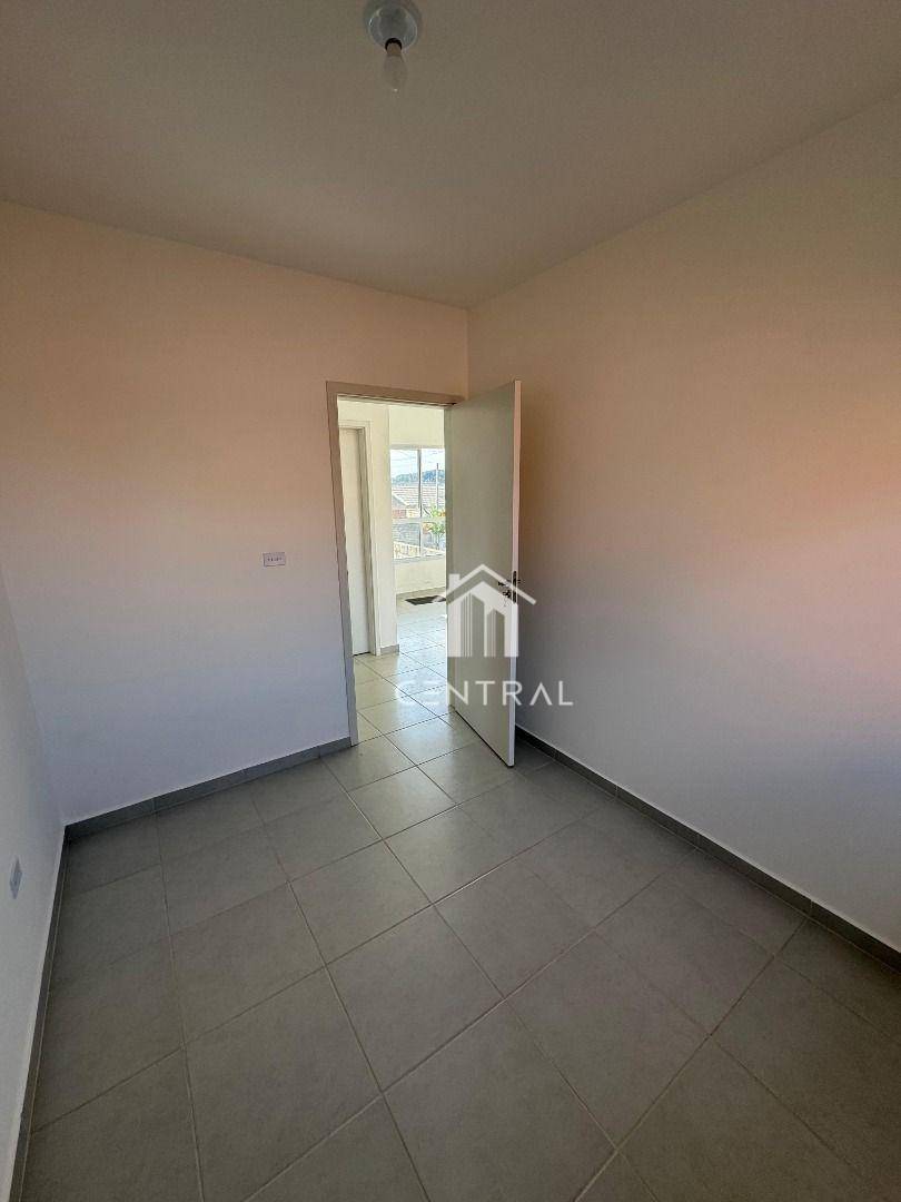 Casa à venda com 2 quartos, 42m² - Foto 13