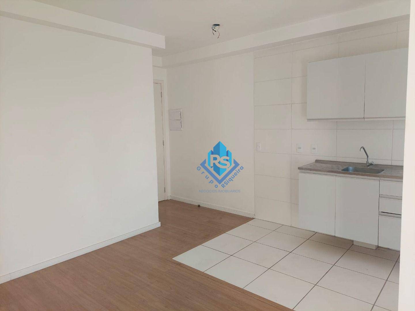 Apartamento para alugar com 2 quartos, 50m² - Foto 4