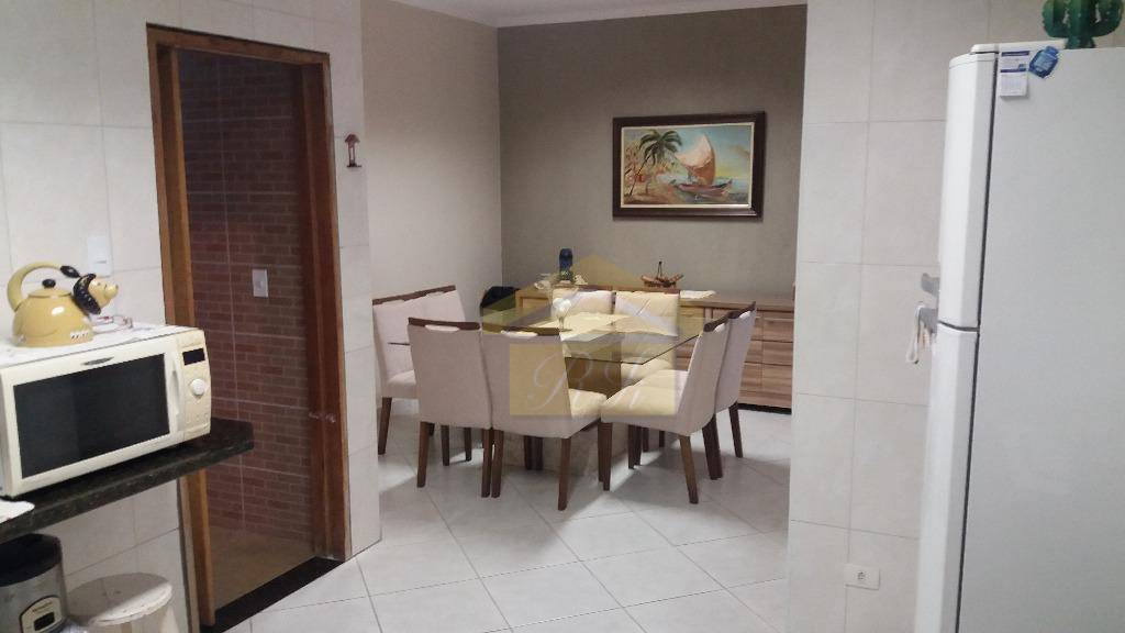 Sobrado à venda com 3 quartos, 180m² - Foto 2