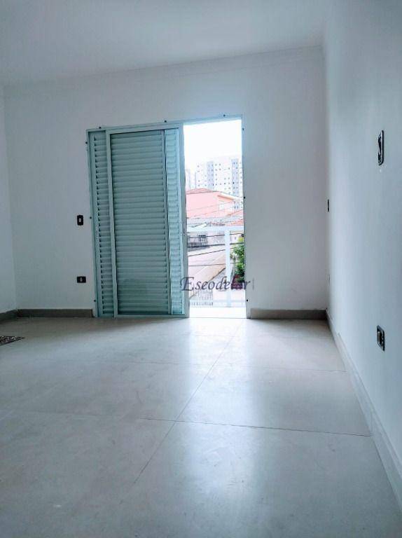 Sobrado à venda com 3 quartos, 240m² - Foto 3