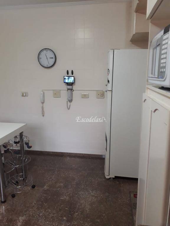 Apartamento à venda com 3 quartos, 180m² - Foto 35