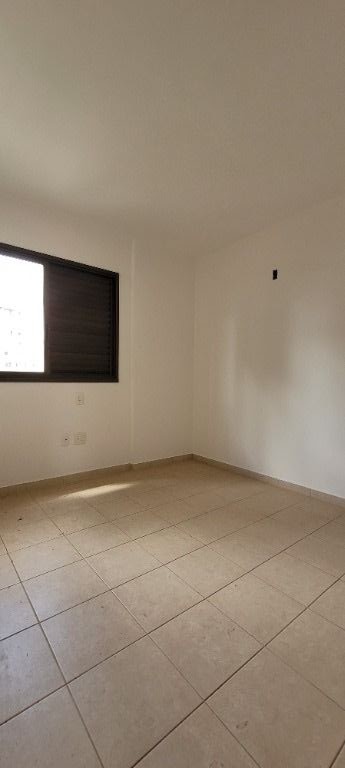 Apartamento à venda com 3 quartos, 137m² - Foto 23