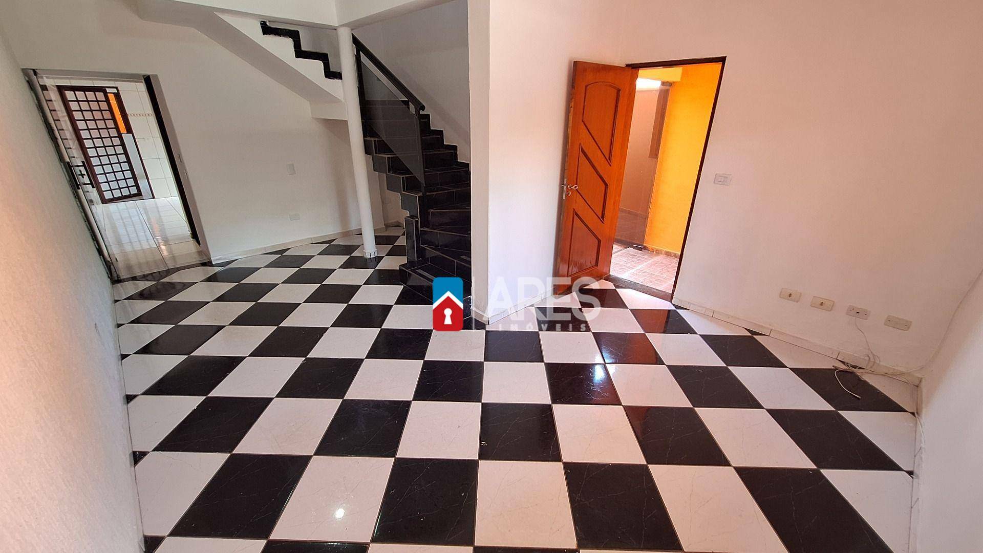 Casa, 3 quartos, 200 m² - Foto 1