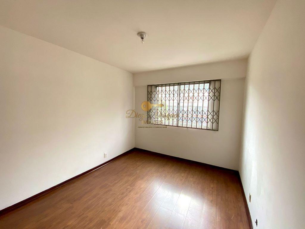 Apartamento à venda com 3 quartos, 96m² - Foto 3