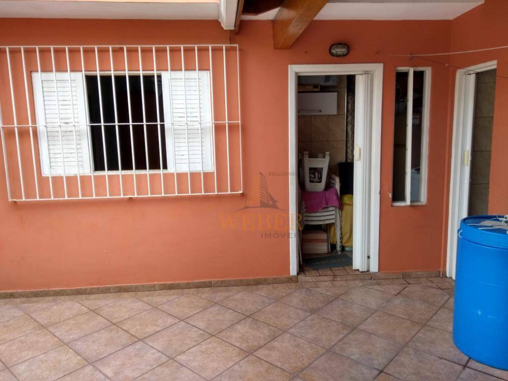 Casa à venda com 3 quartos, 300m² - Foto 42