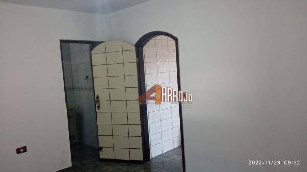 Sobrado à venda com 4 quartos, 300m² - Foto 6