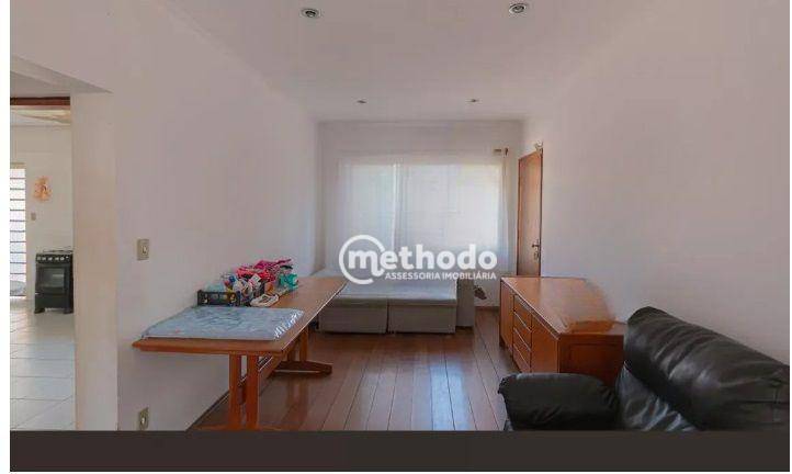 Casa à venda com 3 quartos, 220m² - Foto 11