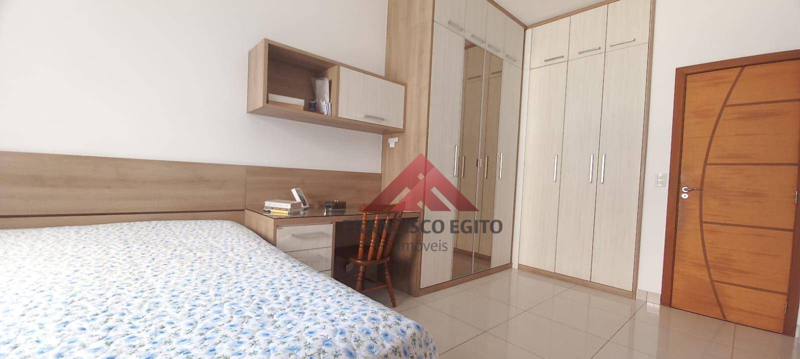 Apartamento à venda com 3 quartos, 180m² - Foto 14